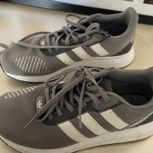 Adidas swift run